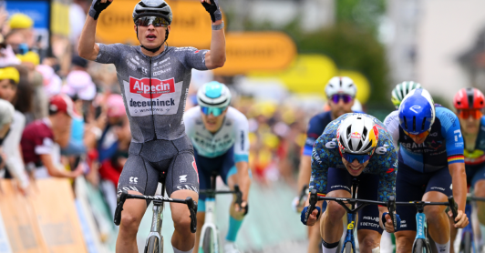 Jasper Philipsen volvió al triunfo en la etapa 8 de La Vuelta 2025