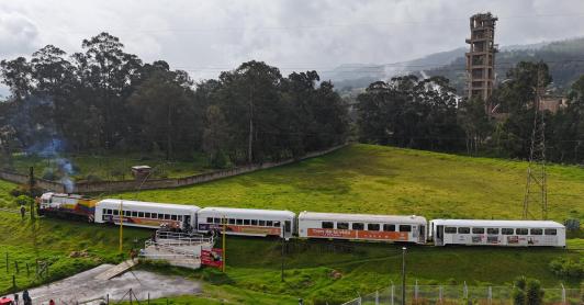El Tren de la Vida y la Esperanza es una ruta turística que recorre Boyacá y conecta con los municipios de Sogamoso, Nobsa, Corrales y Paz de Río.