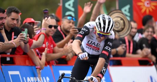 Marc Soler le dio al UAE Team Emirates la séptima victoria en La Vuelta