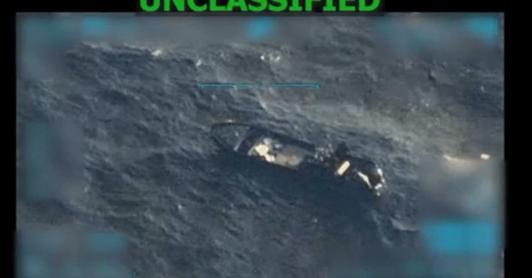 Imagen de la lancha bombardeada por Estados Unidos.