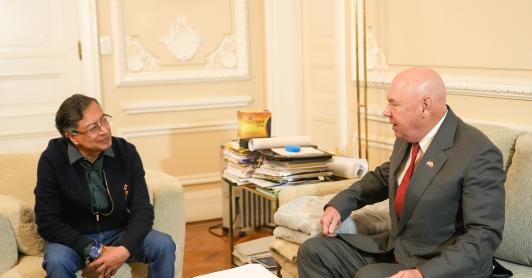Reunión del presidente Petro con John McNamara