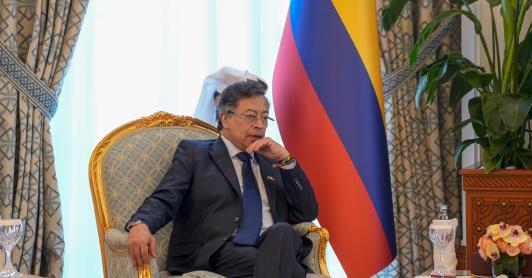 El primer mandatario afirmó que no permitirá usar territorio colombiano para una invasión en Venezuela y llamó a resolver el conflicto del vecino país de forma pacífica. 