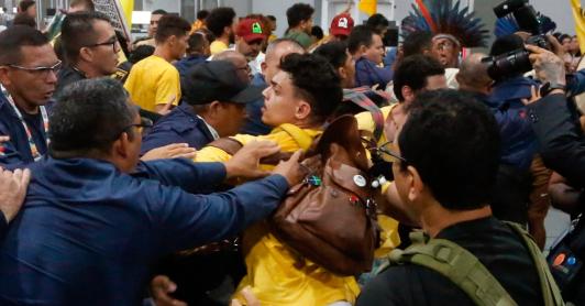 Protesta indígena en la COP30. / Foto: AFP.