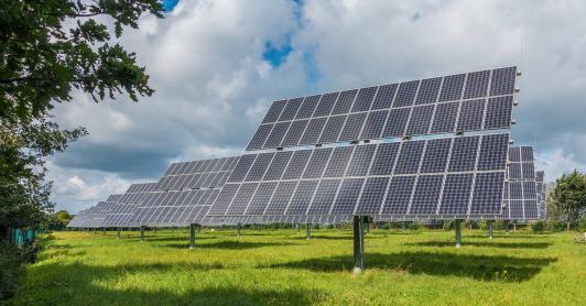 Gobierno presenta avances en transición energética y reafirma la energía como derecho fundamental 