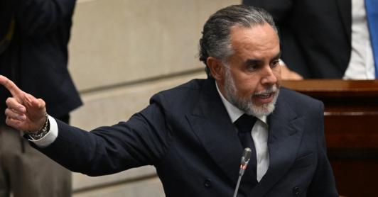 Benedetti dio más detalles de la emergencia económica. / Foto: AFP.