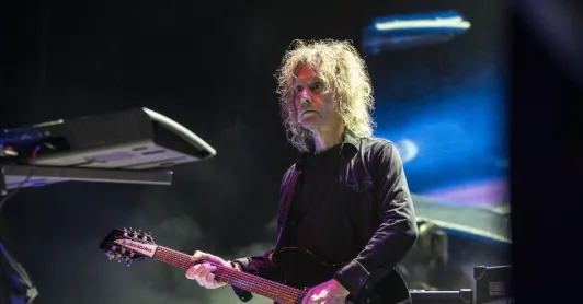 Falleció Perry Bamonte, guitarrista y teclista de The Cure, a los 65 años.