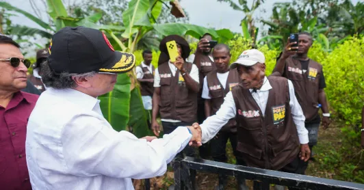Gobierno amplia bono pensional a 3 millones de adultos mayores.