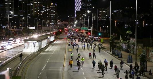 Bogotá vivirá la Ciclovía Nocturna este 11 de diciembre con más de 95 km de rutas y actividades para todos 