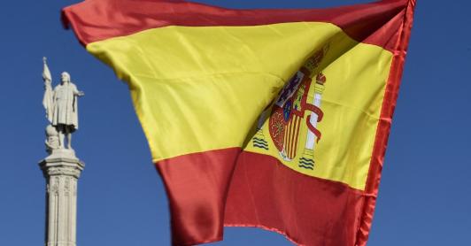 España anuncia regularización extraordinaria para medio millón de migrantes