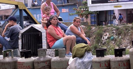 México brinda apoyo petrolero a Cuba ante el bloqueo 