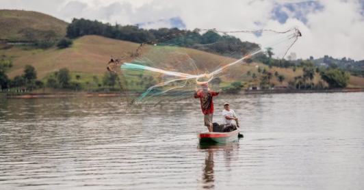 Pescadores del Caribe y el Pacífico esperan con expectativa el encuentro entre el presidente Petro y Trump