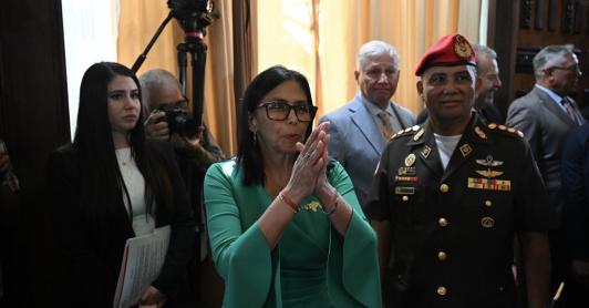 Delcy Rodríguez asume como presidenta encargada de Venezuela.