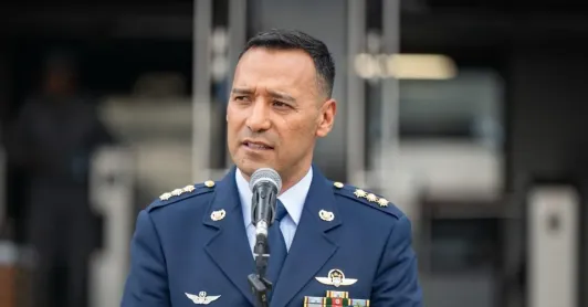 Ministro de Defensa respalda investigación por posible espionaje a ministro de Justicia