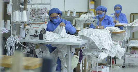 En diciembre de 2025, la tasa de desempleo se ubicó en 8,0 %, una reducción frente al 9,1 % registrado en el mismo mes de 2024, y corresponde al nivel más bajo observado para un mes de diciembre desde 2017.