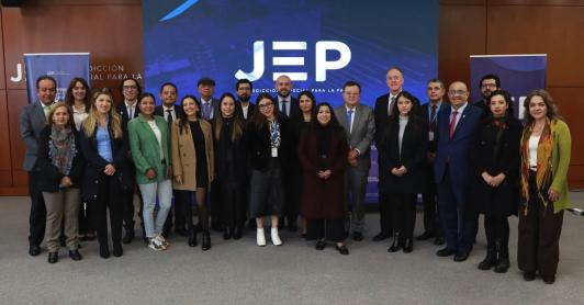 Fiscalía de la Corte Penal Internacional respalda avances de la JEP en justicia restaurativa