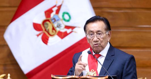 José María Balcázar asume como Presidente de Perú tras destitución de su antecesor
