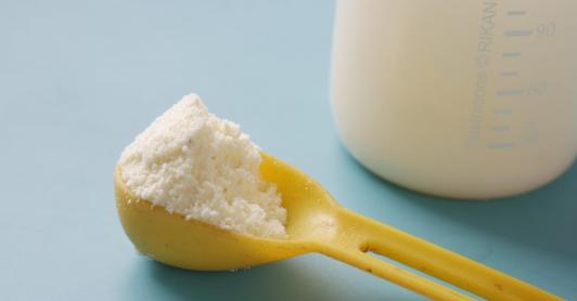 Nestlé retira lotes de leche infantil distribuidos en Colombia en medio de revisión sanitaria internacional