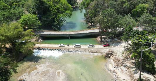 Gobierno instalará puente militar sobre el río Mendihuaca.