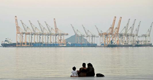 Irán no dejará pasar ningún buque petrolero con el cierre del estrecho de Ormuz