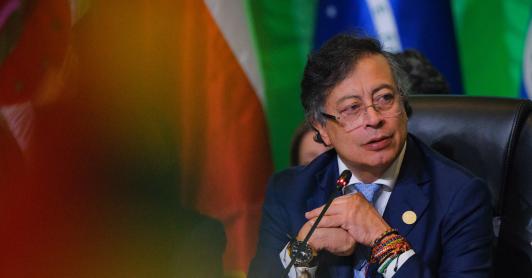 No se puede acusar a Irán sin acusar el genocidio en Gaza: Petro.