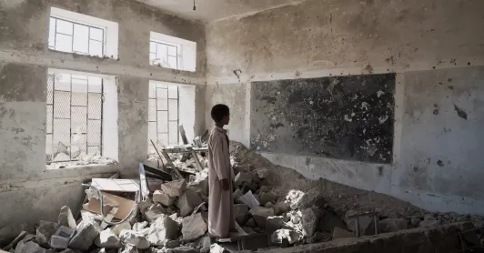 ONU condena bombardeo a escuelas en Irán