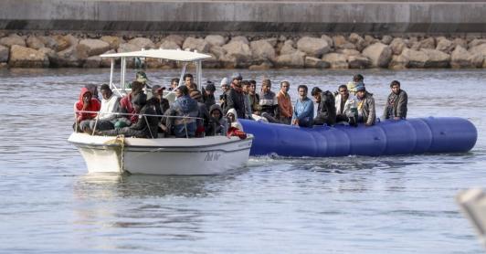 Parlamento Europeo aprueba centros de detención para migrantes.