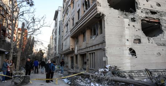 Presidenta del CICR en Múnich alerta que los drones armados transforman la guerra y ponen en riesgo a civiles