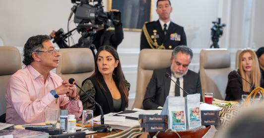 Presidente Petro detalla plan tras la liquidación de EPS.