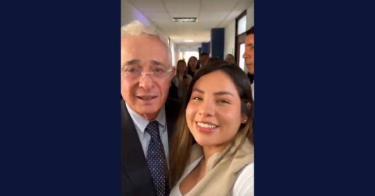 Registraduría apartó funcionaria por presunta participación en política.