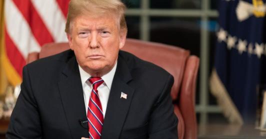 "Vamos a golpearlos muy duro": Trump anuncia ofensiva