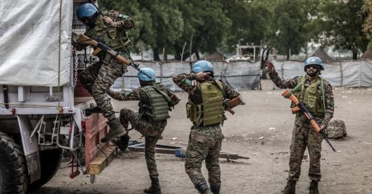 Colombianos en la guerra de Sudán: cómo exmilitares de Colombia se convirtieron en piezas clave de una masacre