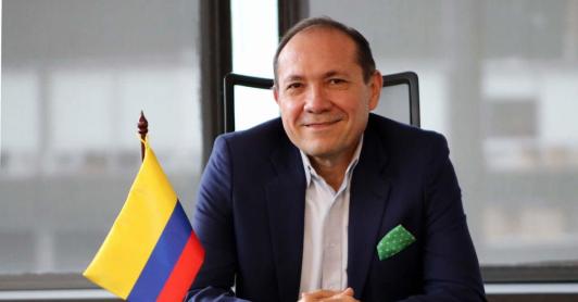 Gobierno no descarta aplicar el salario móvil si el Banco de la República sigue subiendo tasas de interés