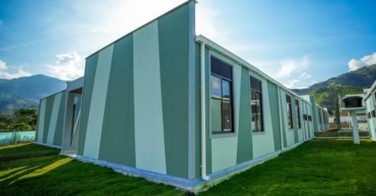 Colegio-universidad de El Tarra, inaugurado hace cuatro meses, permanece cerrado por falta de servicios