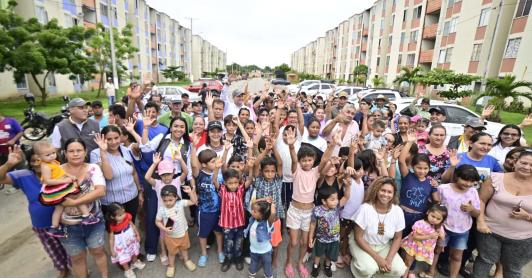 Calidad de vida en Colombia mejora: baja déficit habitacional y sube acceso a internet