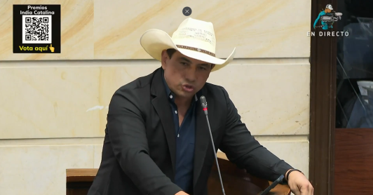 Corte Suprema abre investigación contra Alirio Barrera, jefe de Debate de Paloma Valencia, por acto sexual violento