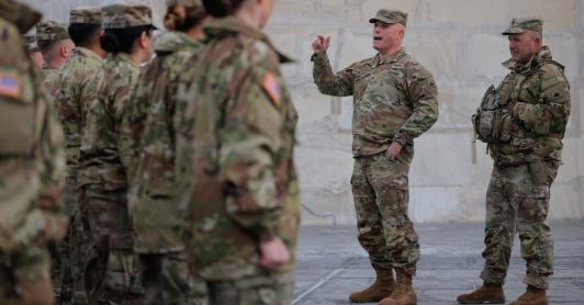 Ejecutivos de empresas ahora son integrantes de las reservas del Ejército de EE.UU. / Foto: AFP.