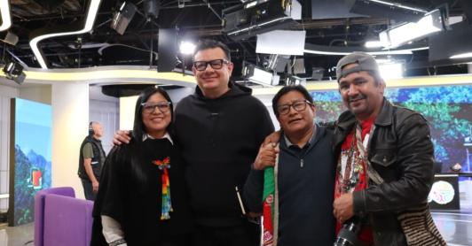 Reconocimiento a Hollman Morris por el pueblo Nasa. / Foto: Nairo Jacanamijoy.