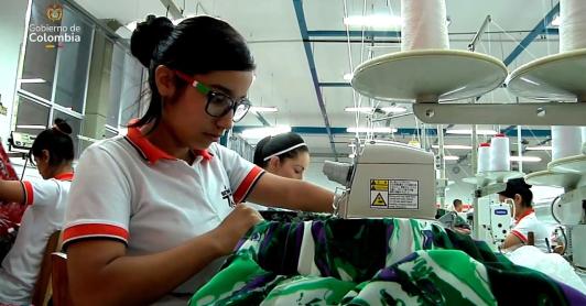 Nuevo código laboral en Colombia: trabajadores podrán apelar decisiones judiciales y exigir protección de sus derechos antes de la sentencia