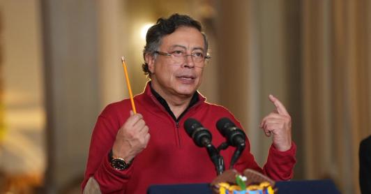 Presidente Petro anuncia medidas para blindar la economía del alza en tasas del Banco de la República