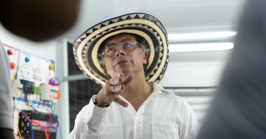 Ultimátum a alcaldes para bajar tasas del impuesto predial.