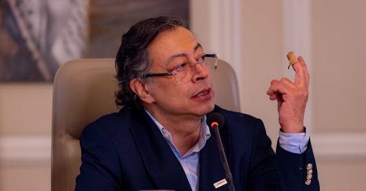 Petro denuncia red internacional de desinformación y pide investigar i