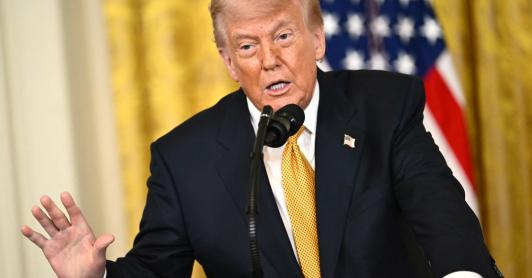 Trump sobre el estrecho de Ormuz. / Foto: AFP.