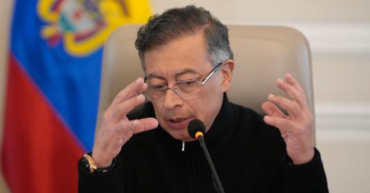"Presento las bases comprobadas del posible fraude": presidente Petro revela nuevas denuncias sobre el software electoral