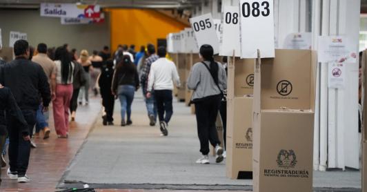 Segunda vuelta presidencial rompe récord histórico de participación: 63,59 % de asistencia y más de 26 millones de votantes