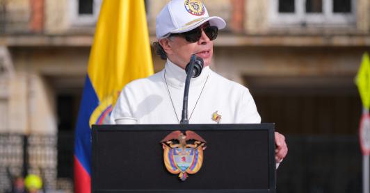 Deuda externa: Petro destaca reducción durante su Gobierno