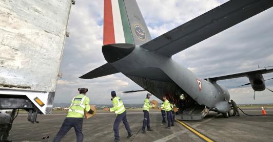 México envía más de 56 toneladas de ayuda a Colombia tras el terremoto