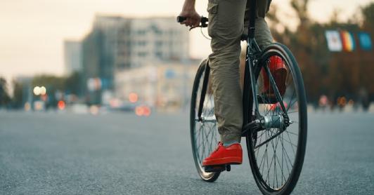 Delincuentes-robaron-a-ciclista-en-Bogota.jpg