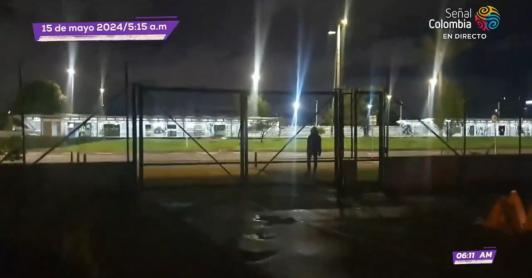 En-video-agresion-y-violencia-verbal-a-RTVC-a-las-afueras-de-sus-instalaciones-esta-madrugada.jpg