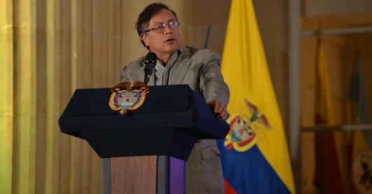 GustavoPetroReformaLaboral.jpg