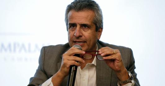 Luis-Fernando-Velasco-2.jpg